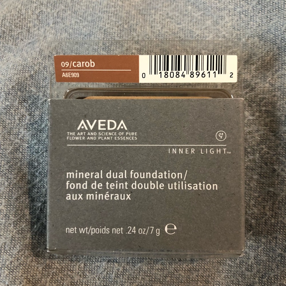 Aveda mineral dual foundation. Color: carob